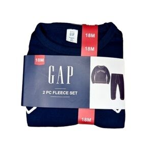 NWT GAP Boy's Toddler 2-Piece Long Sleeve & Jogger Pant Fleece Set Navy 18M​